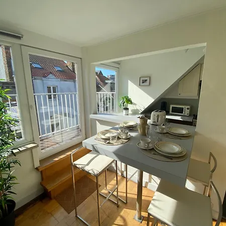 Apartman Charming Coastal In The Historic Center *