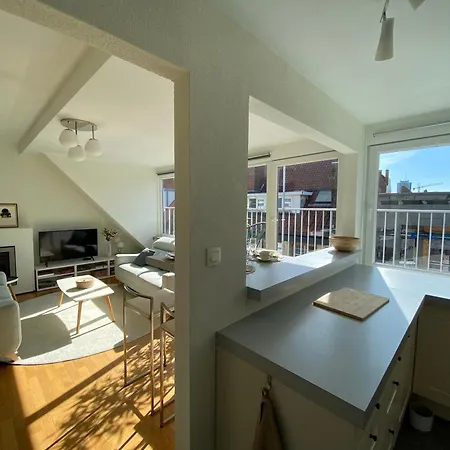 Charming Coastal In The Historic Center Ostende