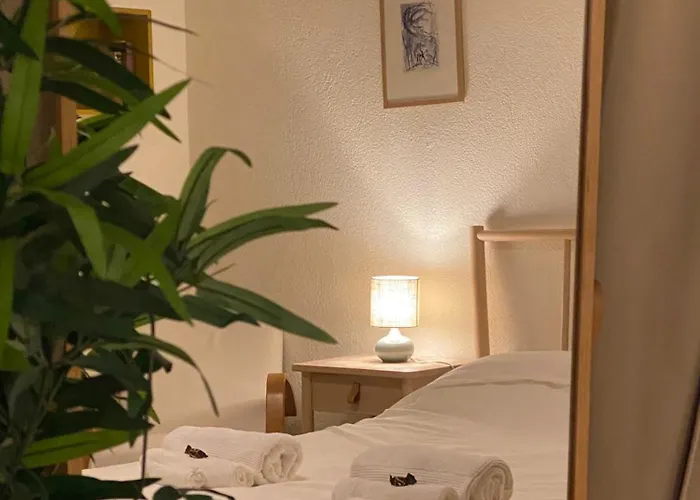 Charming Coastal In The Historic Center *