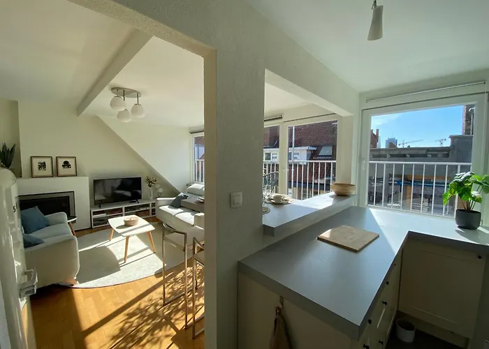 Charming Coastal In The Historic Center Ostende